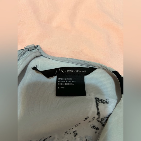 Tops - Picture 2 of 3